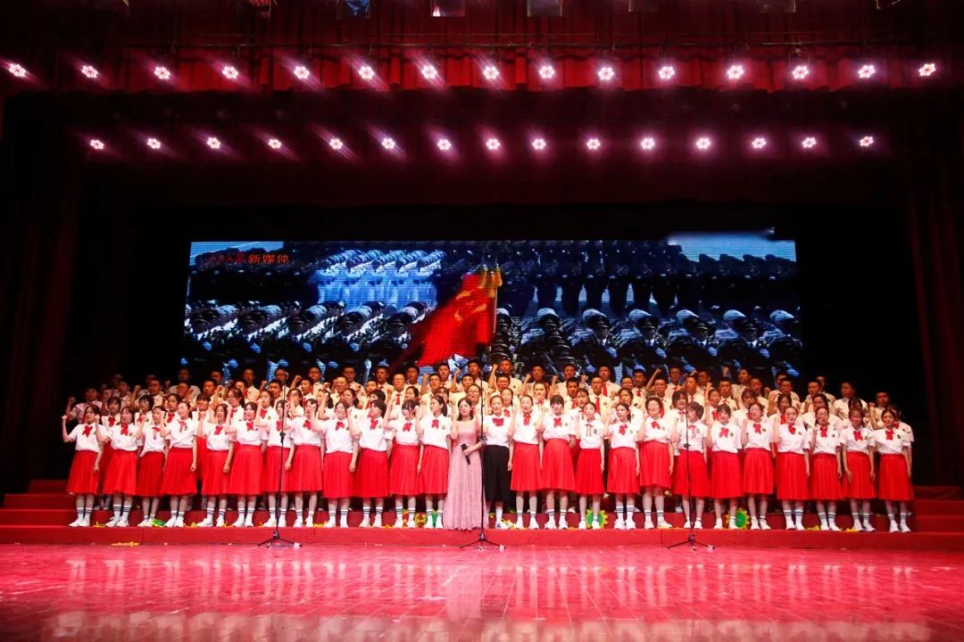 紅歌會(huì)最新文章，傳承紅色文化，唱響時(shí)代旋律